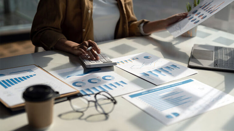 W-2 and 1099 Reporting: Compliance & Non-Compliance Risks